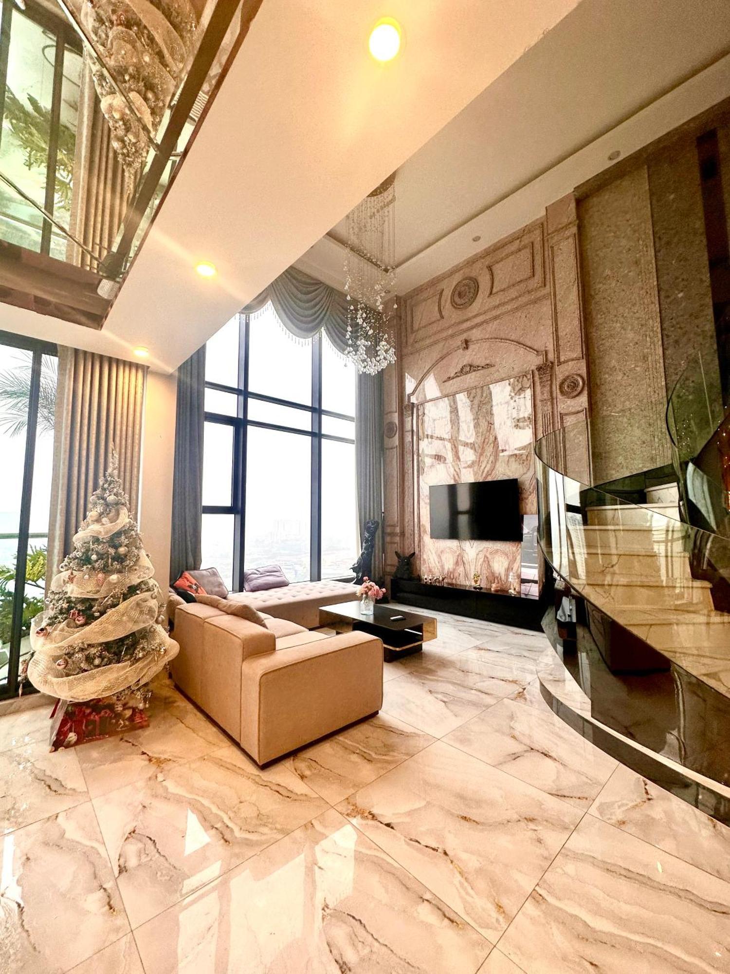 Appartement Queen Penhouse Duplex Hanoï
