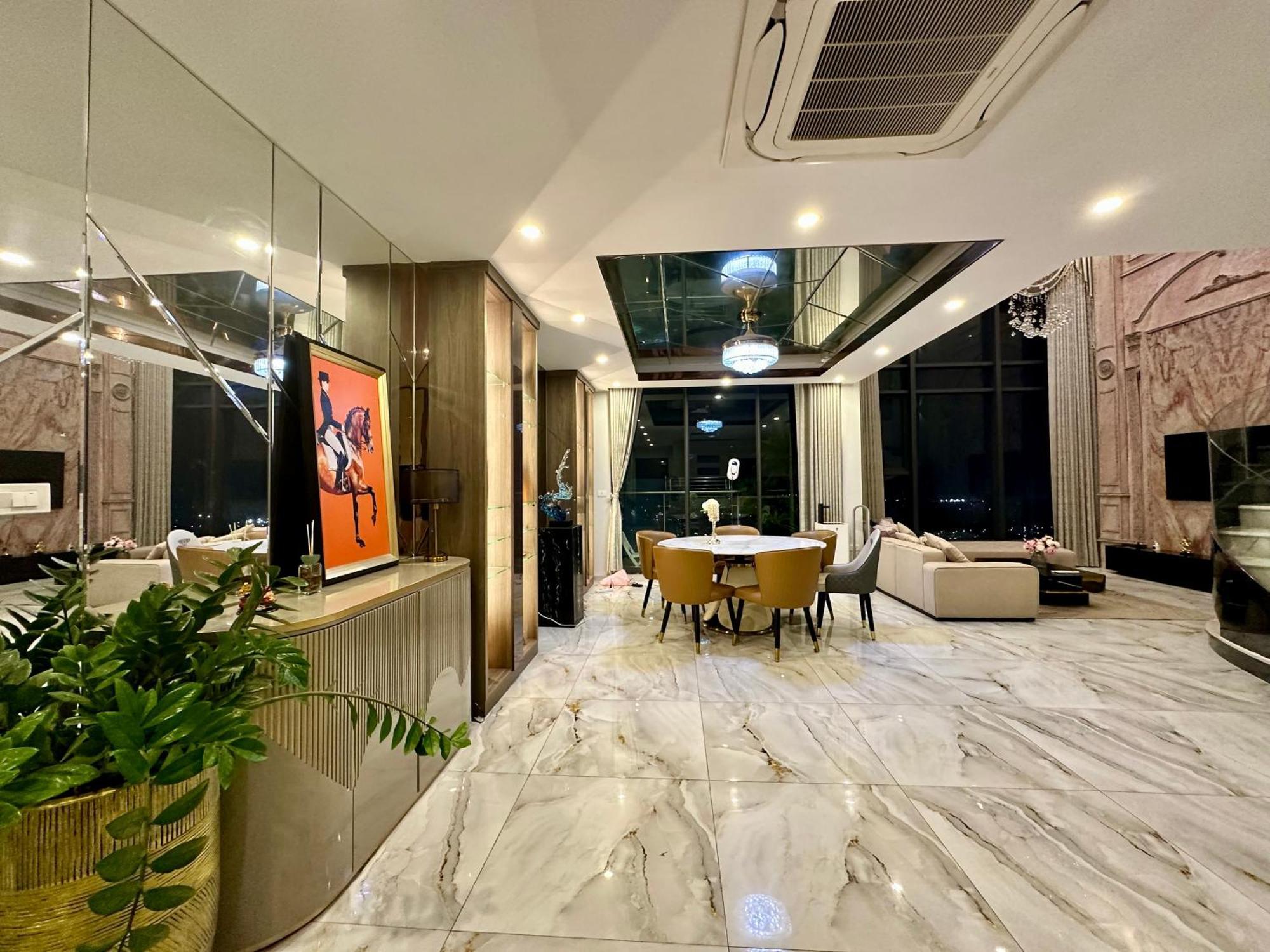 Queen Penhouse Duplex Appartement